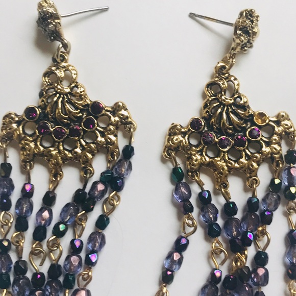 Vintage Earrings! - Picture 3 of 4